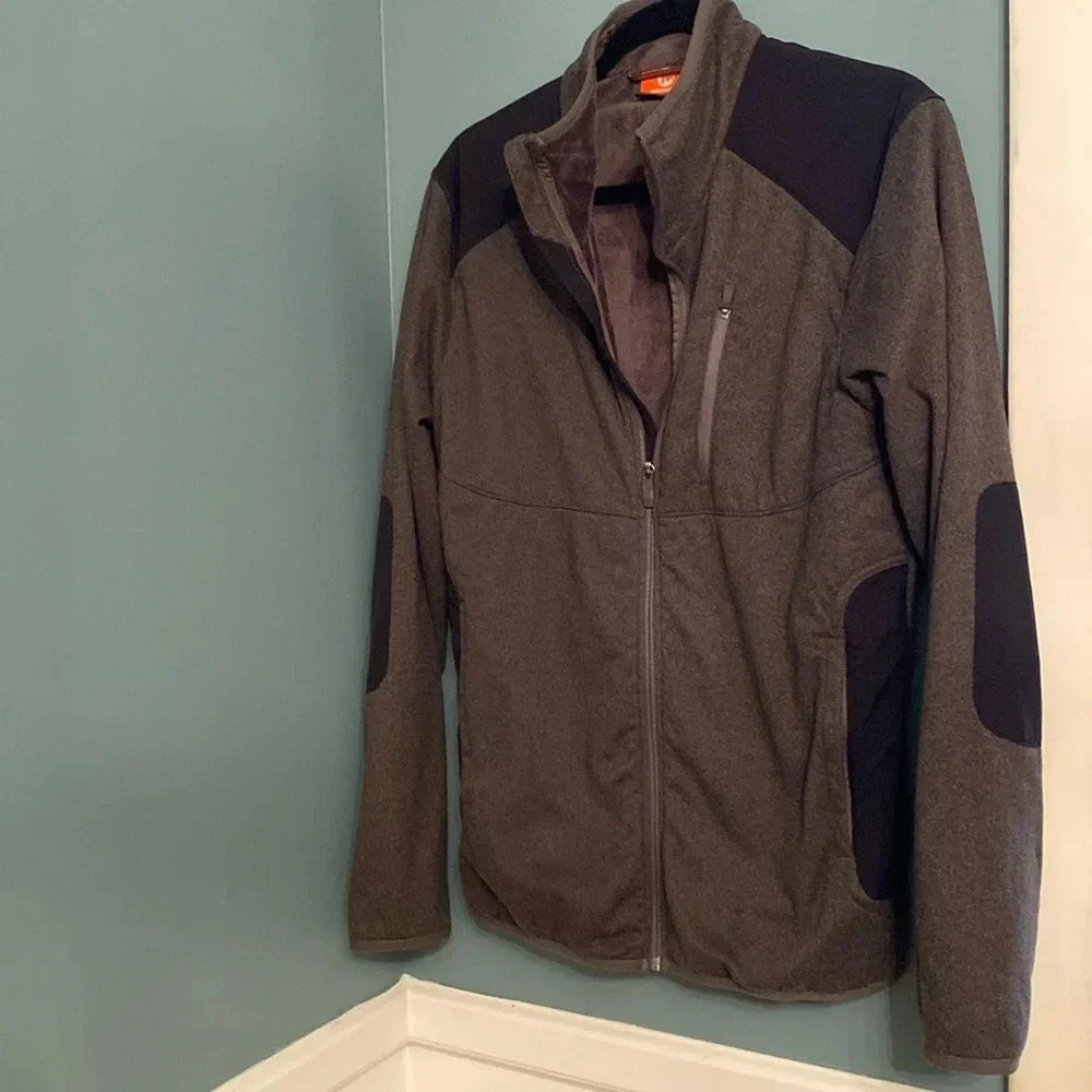 Merrell men’s zip up jacket - medium - gray - zip pockets - great condition